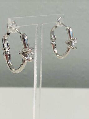 Rhinestone Solitaire Huggie Hoop Earrings Silver Tone Round Shape Minimalist